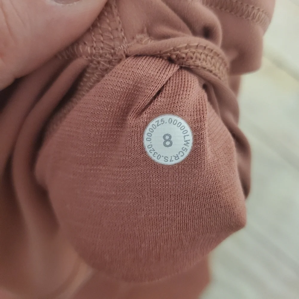 Lululemon Womens Size 8 Wunder Train HR 25
